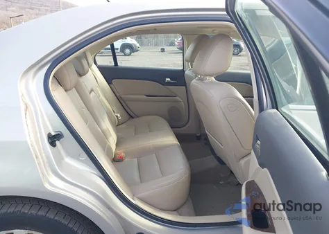 2010 Ford Fusion Sel z USA, uszkodzony, nr VIN 3FAHP0JG4AR407997